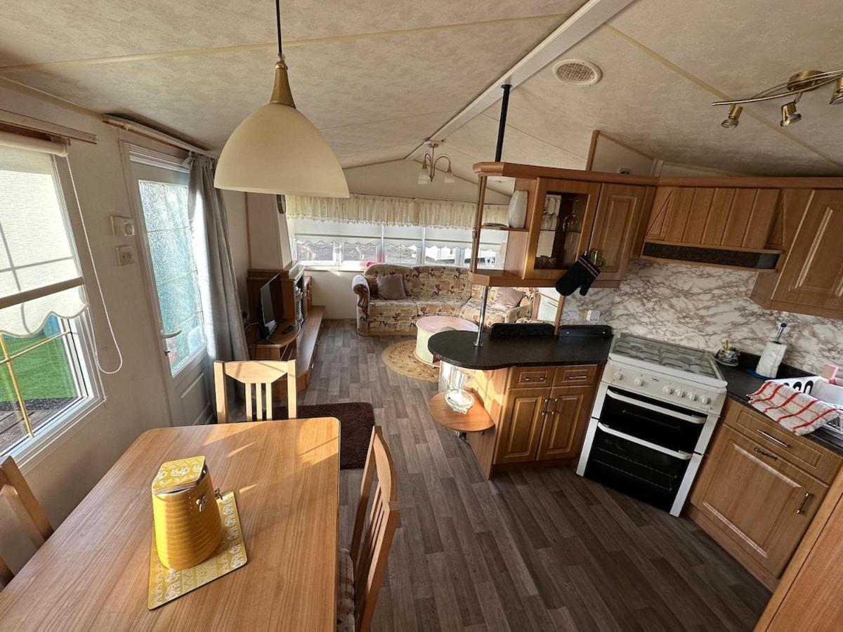 Willerby Granada 2-Bedroom Caravan, Glasgow Uddingston Dış mekan fotoğraf